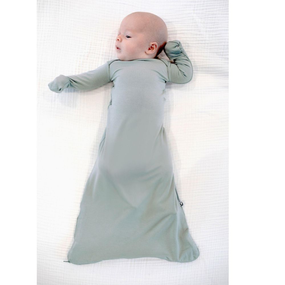 Gunamuna Gown