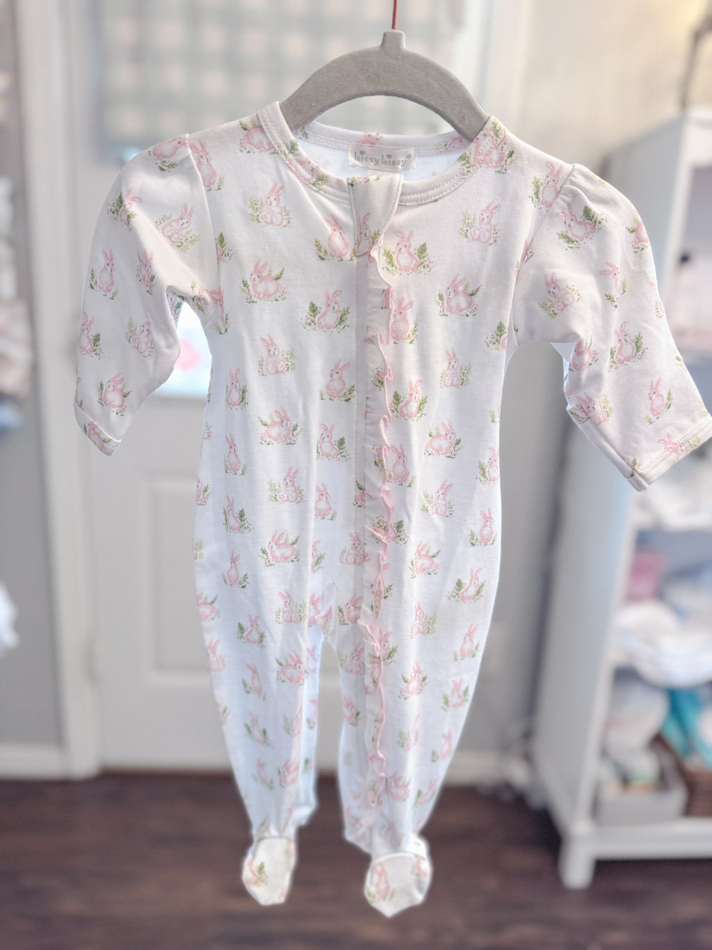 Kissy Kissy Cottontail Hollows - Pink